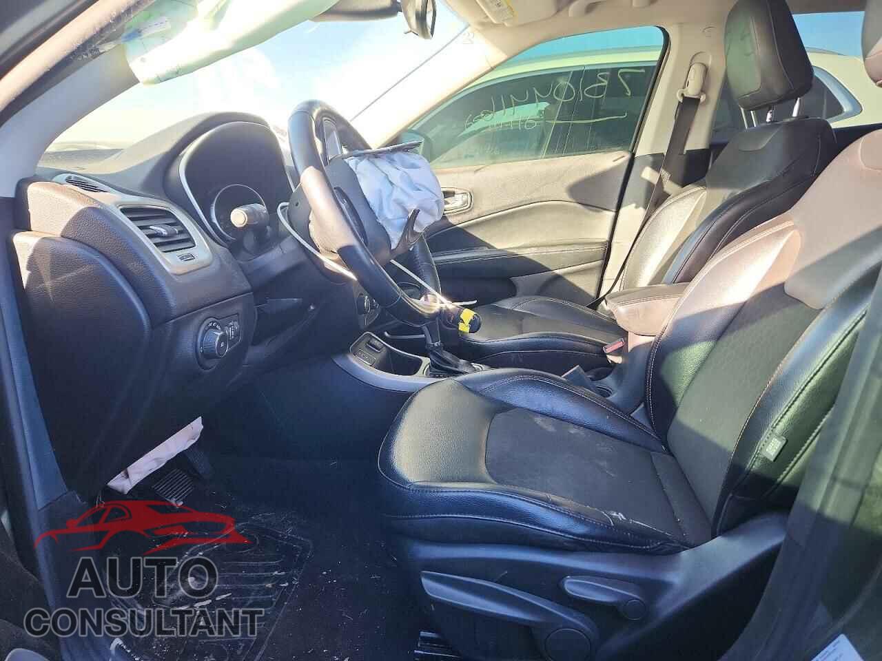 JEEP COMPASS 2017 - 3C4NJCBB6HT668712