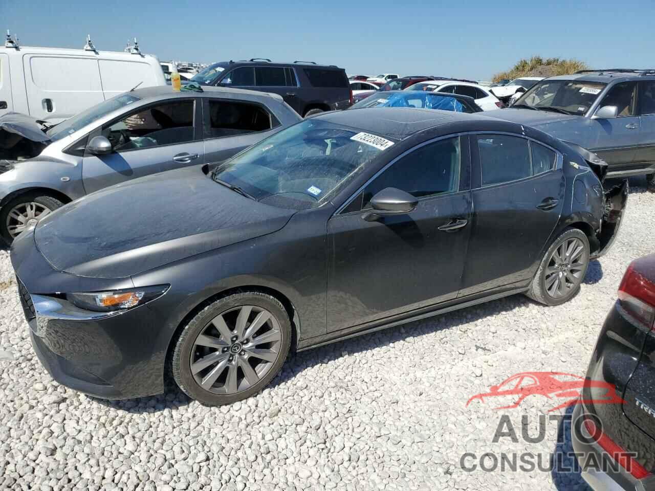 MAZDA 3 2021 - JM1BPACL7M1318519