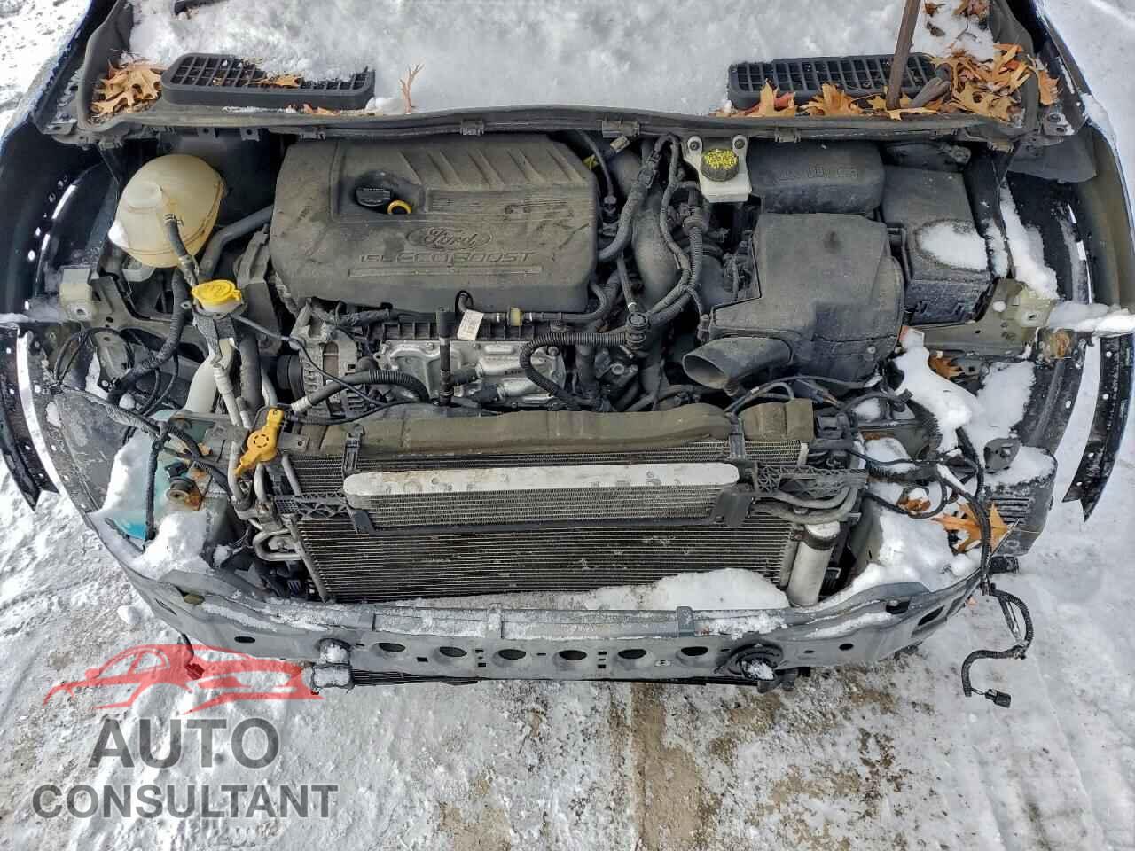 FORD ESCAPE 2017 - 1FMCU9JD7HUC08321