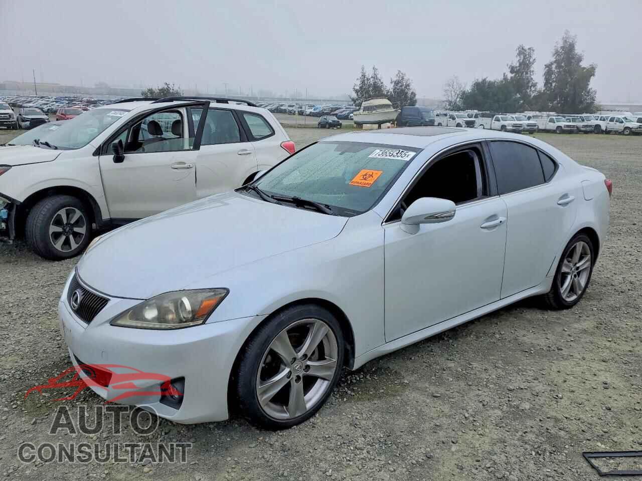 LEXUS IS 2011 - JTHBF5C29B5143406
