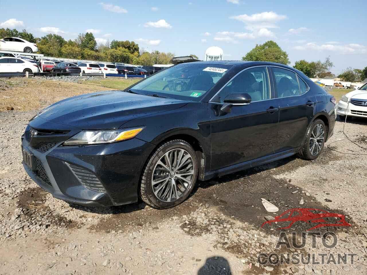 TOYOTA CAMRY 2018 - 4T1B11HK6JU120425