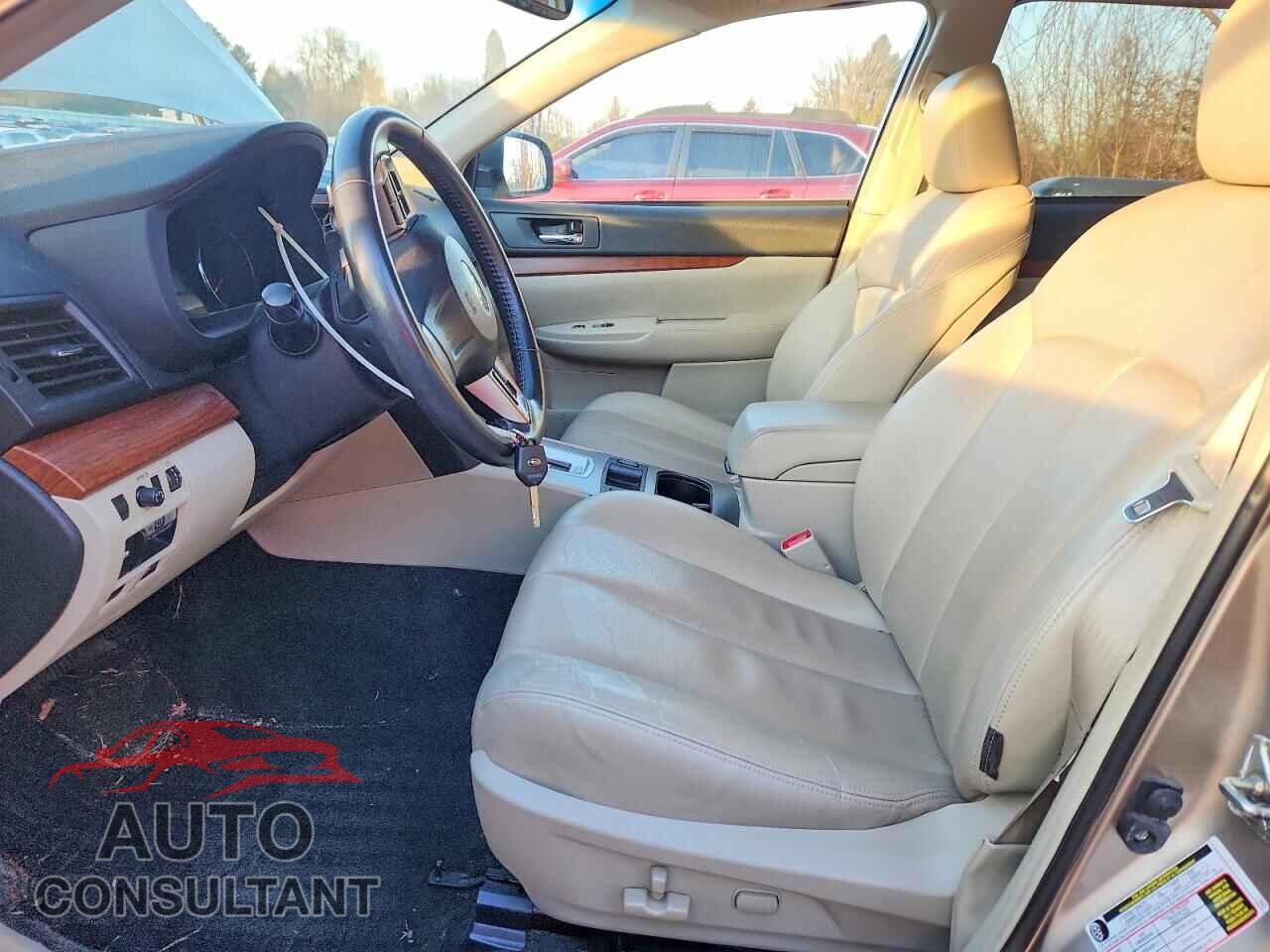 SUBARU OUTBACK 2014 - 4S4BRCLC4E3312779