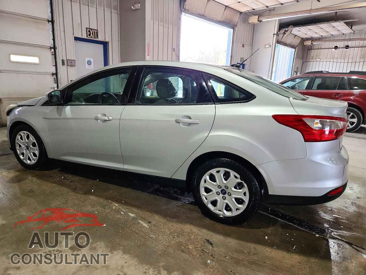 FORD FOCUS 2012 - 1FAHP3F27CL440413