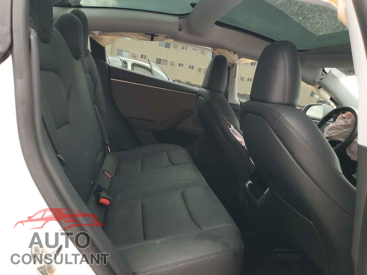 TESLA MODEL 3 2024 - 5YJ3E1EA3RF728612