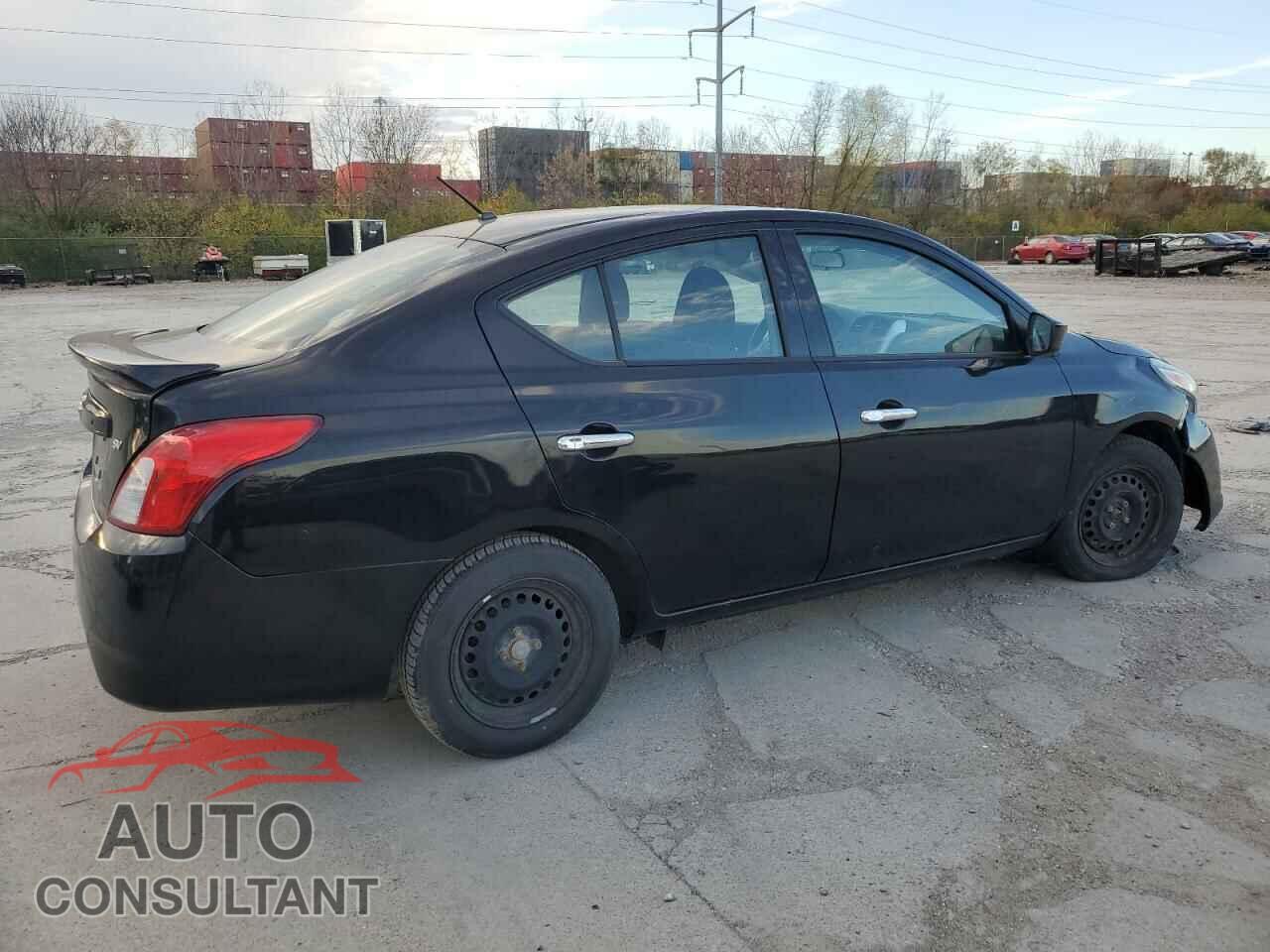 NISSAN VERSA 2017 - 3N1CN7AP3HL865985