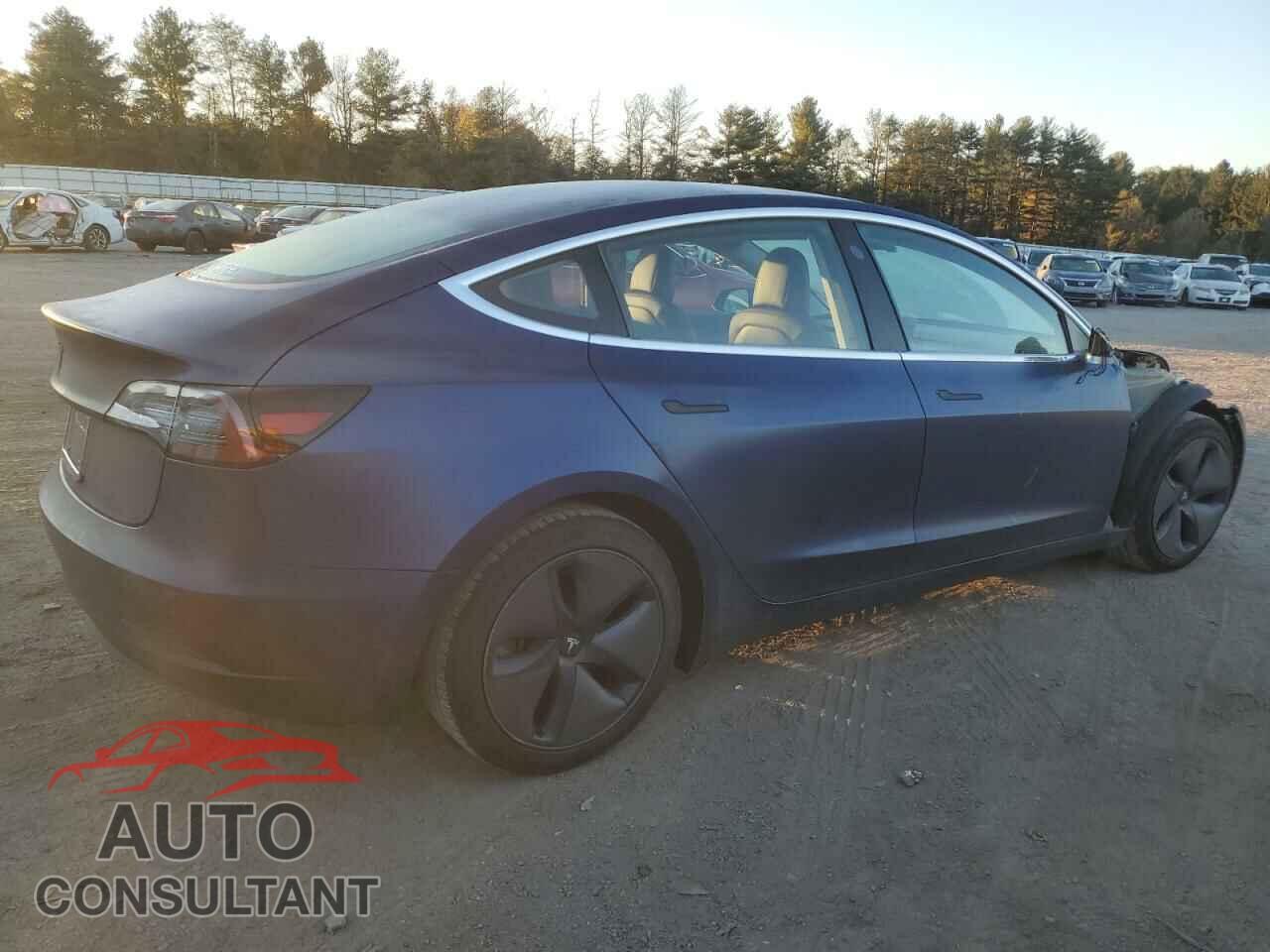 TESLA MODEL 3 2018 - 5YJ3E1EB3JF054801