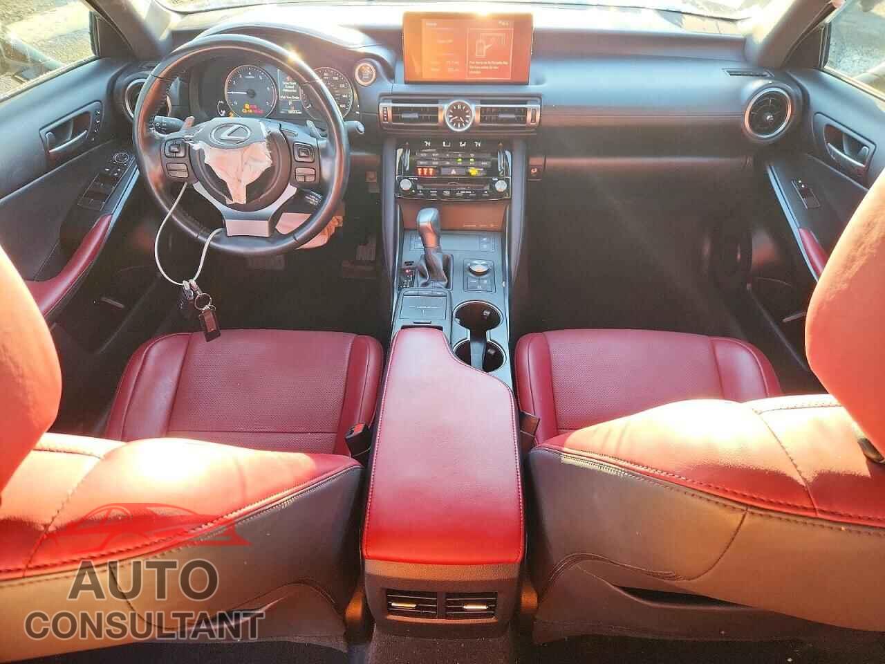LEXUS IS 2022 - JTHDA1D28N5118614