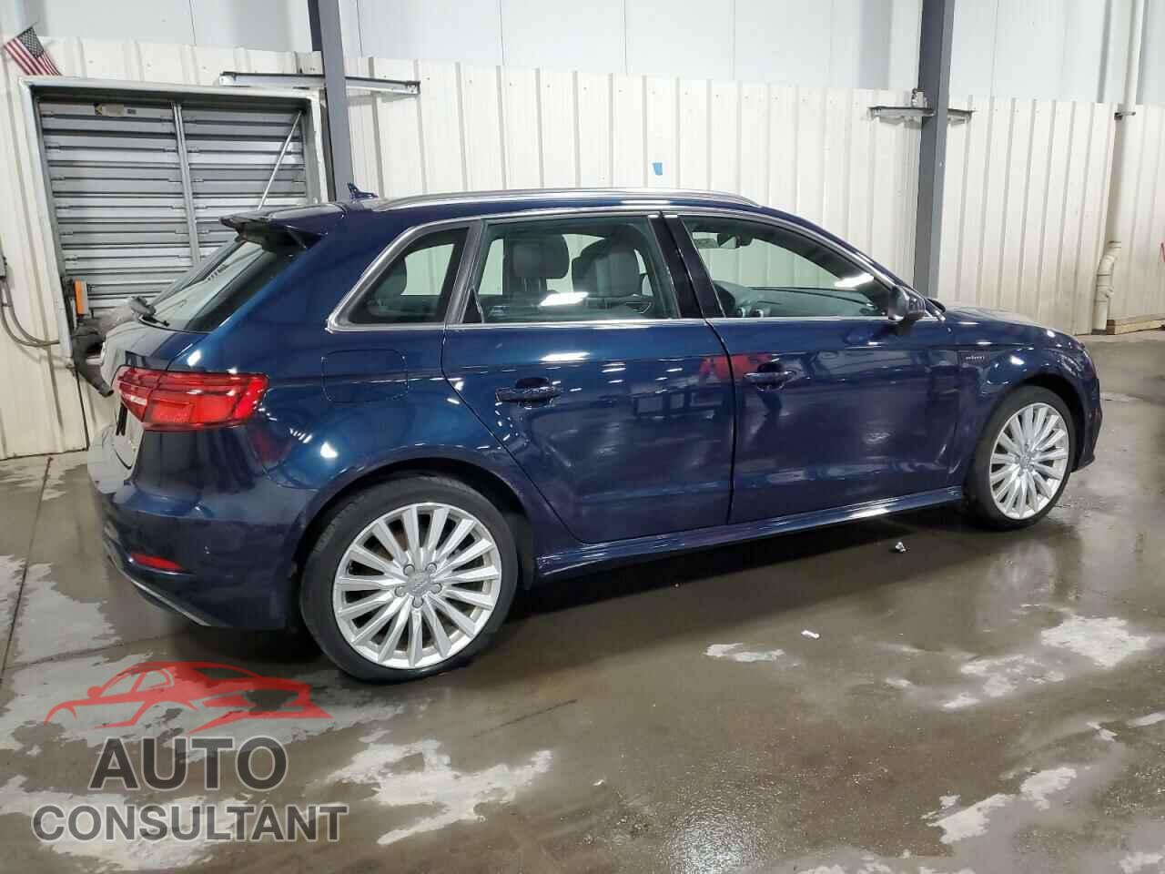 AUDI A3 2017 - WAUTPBFF2HA096541