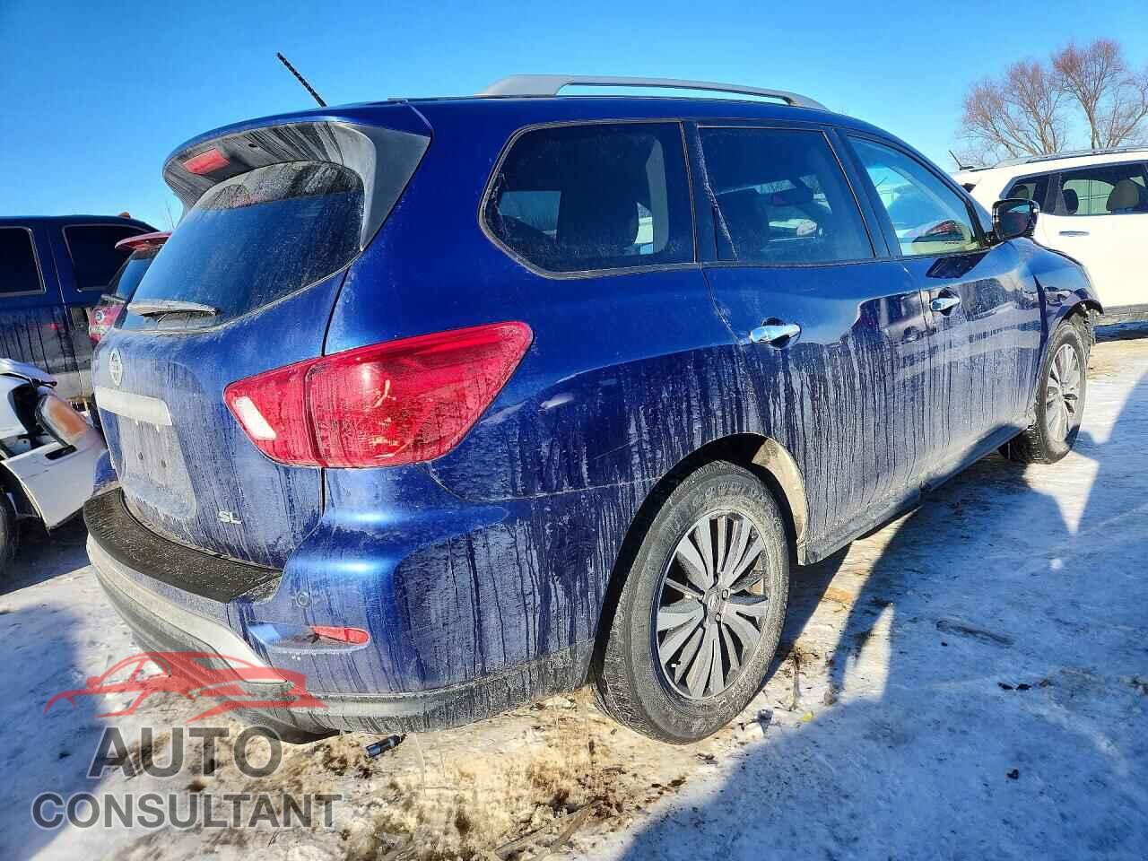 NISSAN PATHFINDER 2017 - 5N1DR2MN2HC678070