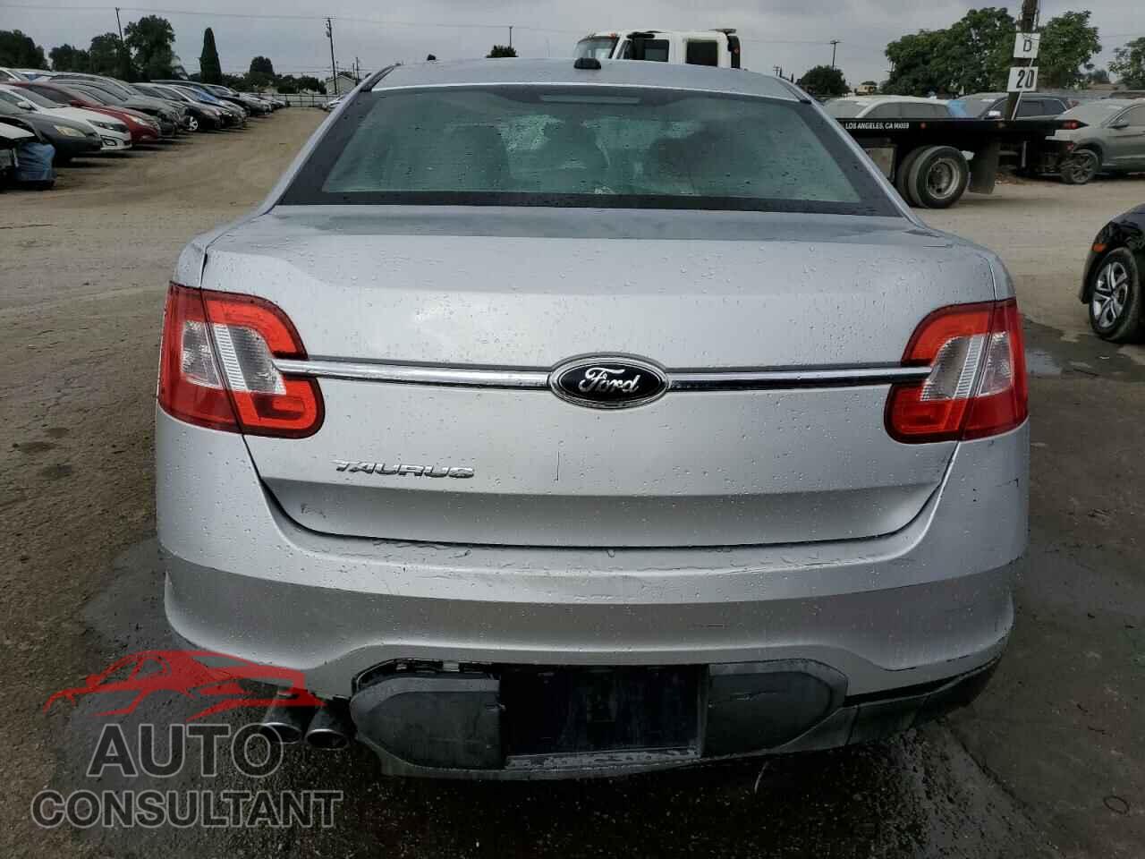 FORD TAURUS 2012 - 1FAHP2DW4CG103383