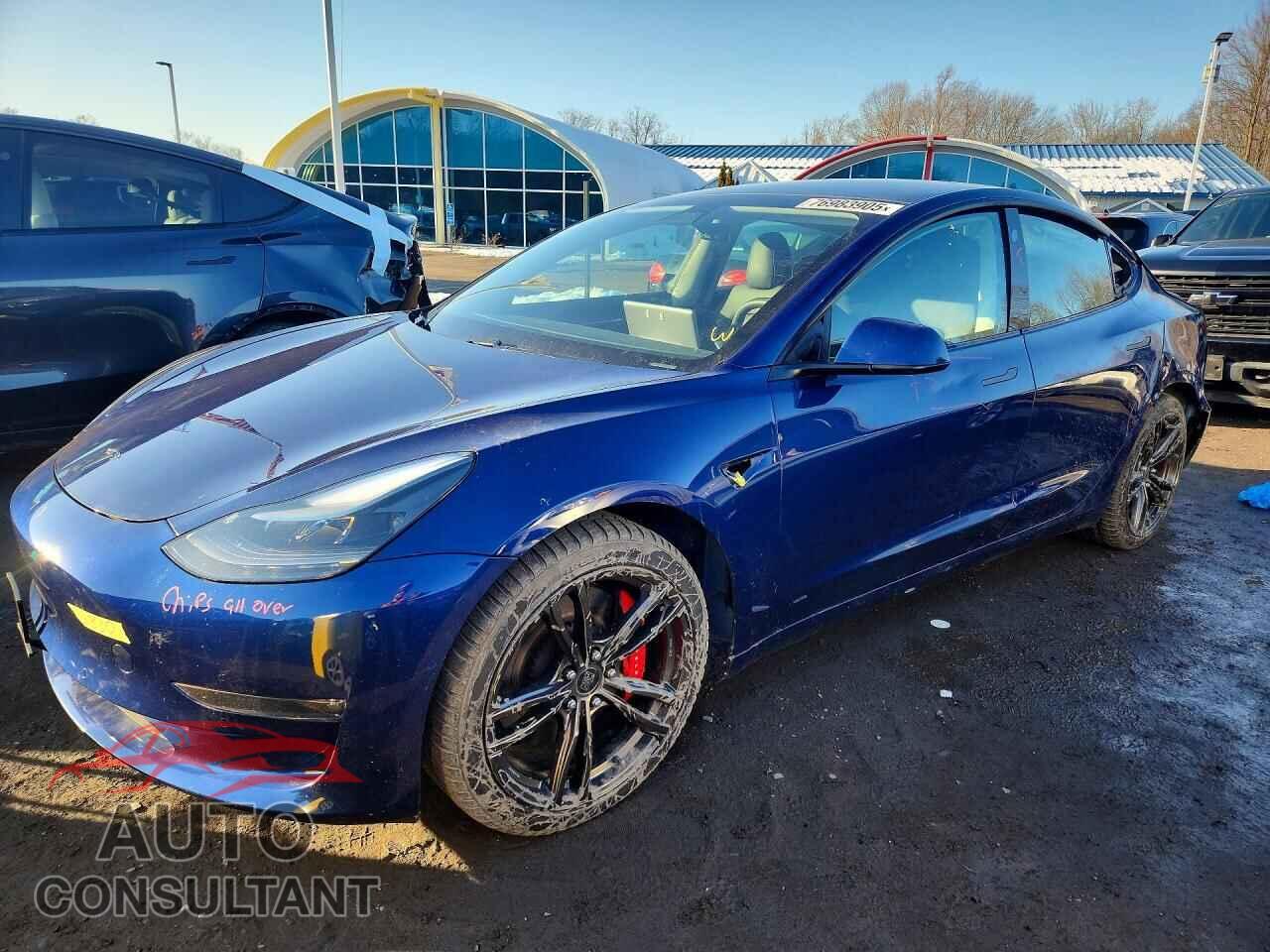 TESLA MODEL 3 2021 - 5YJ3E1EC8MF036243