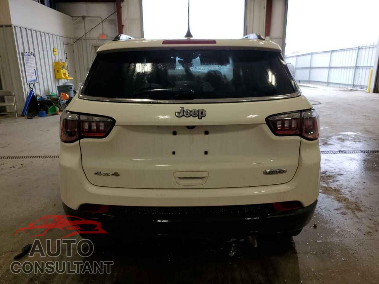 JEEP COMPASS 2020 - 3C4NJDBB4LT189655