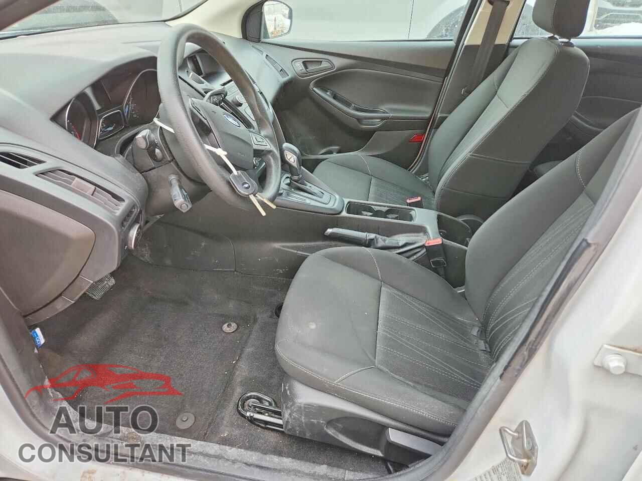 FORD FOCUS 2016 - 1FADP3E20GL270949