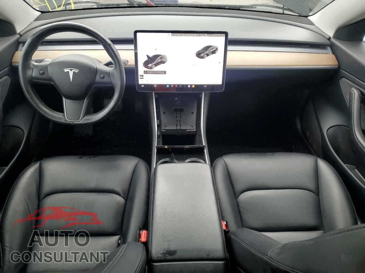TESLA MODEL 3 2018 - 5YJ3E1EBXJF086550