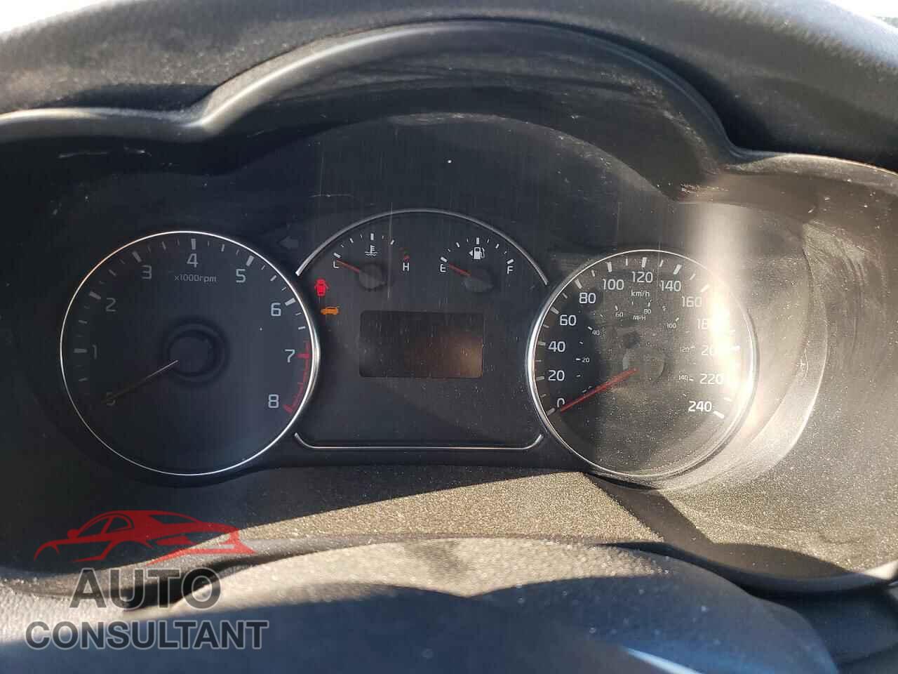 KIA RONDO 2015 - KNAHT8A34F7093779