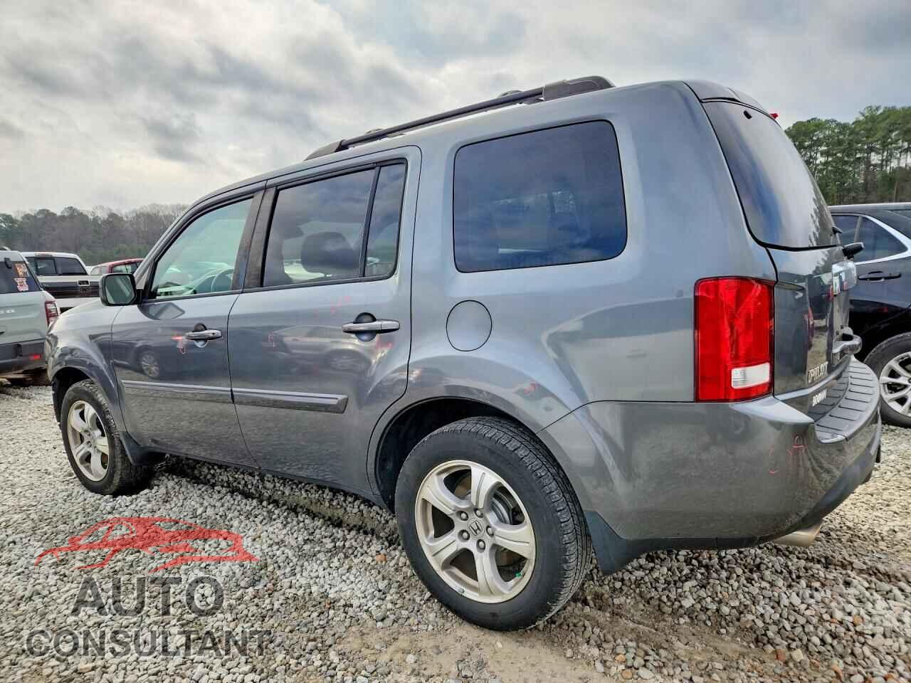 HONDA PILOT 2013 - 5FNYF4H57DB014624