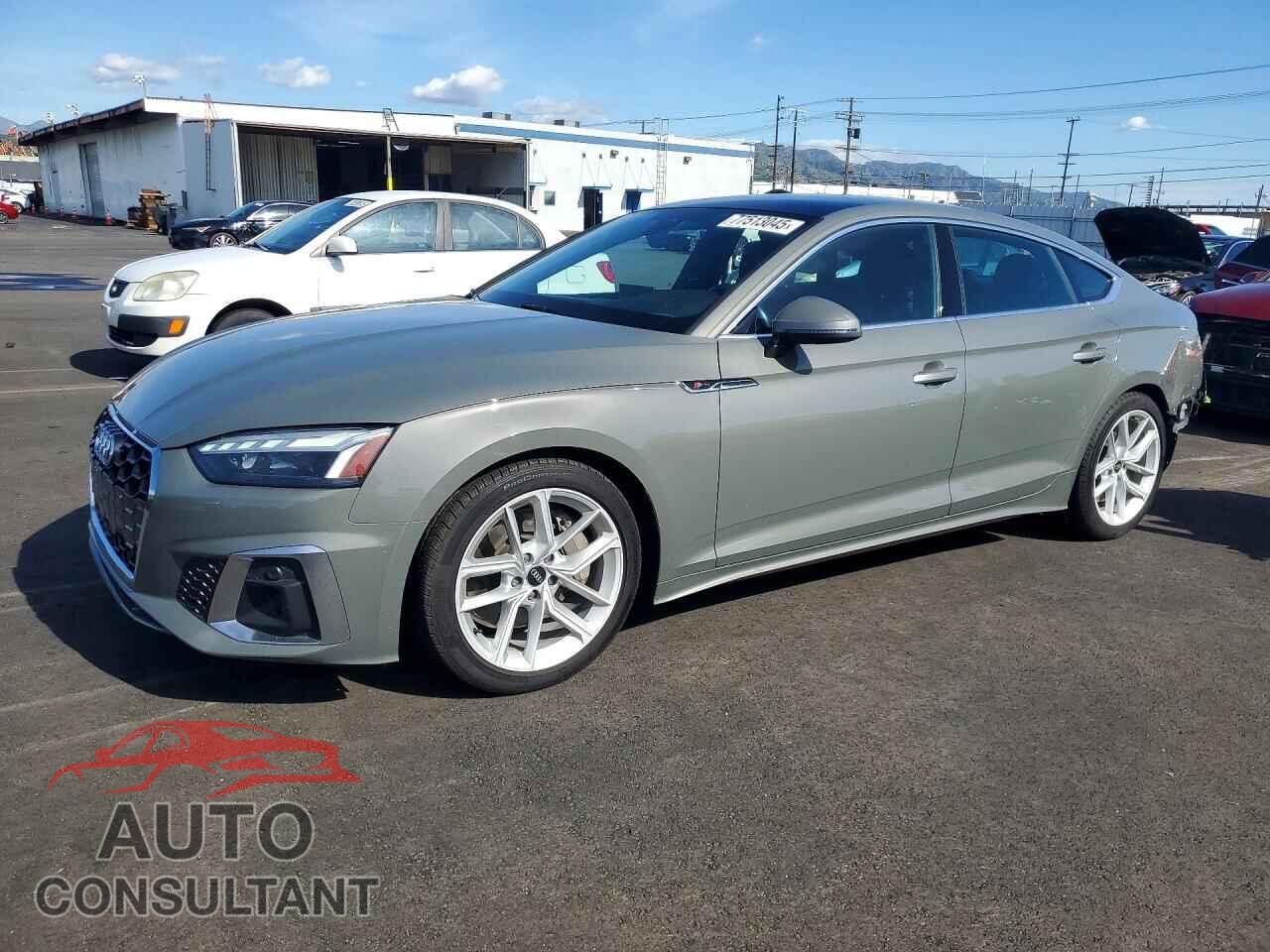 AUDI A5 2023 - WAUFACF56PA012019