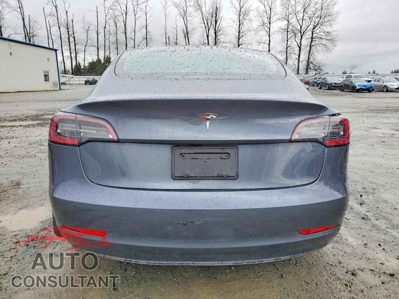 TESLA MODEL 3 2023 - 5YJ3E1EA5PF452379