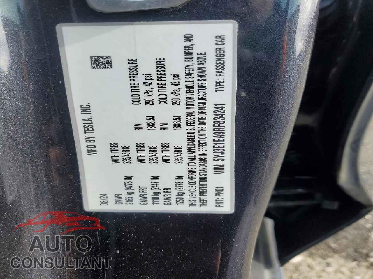 TESLA MODEL 3 2024 - 5YJ3E1EA9RF834241