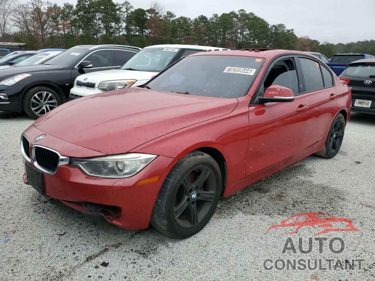 BMW 3 SERIES 2012 - WBA3C1C5XCF431008