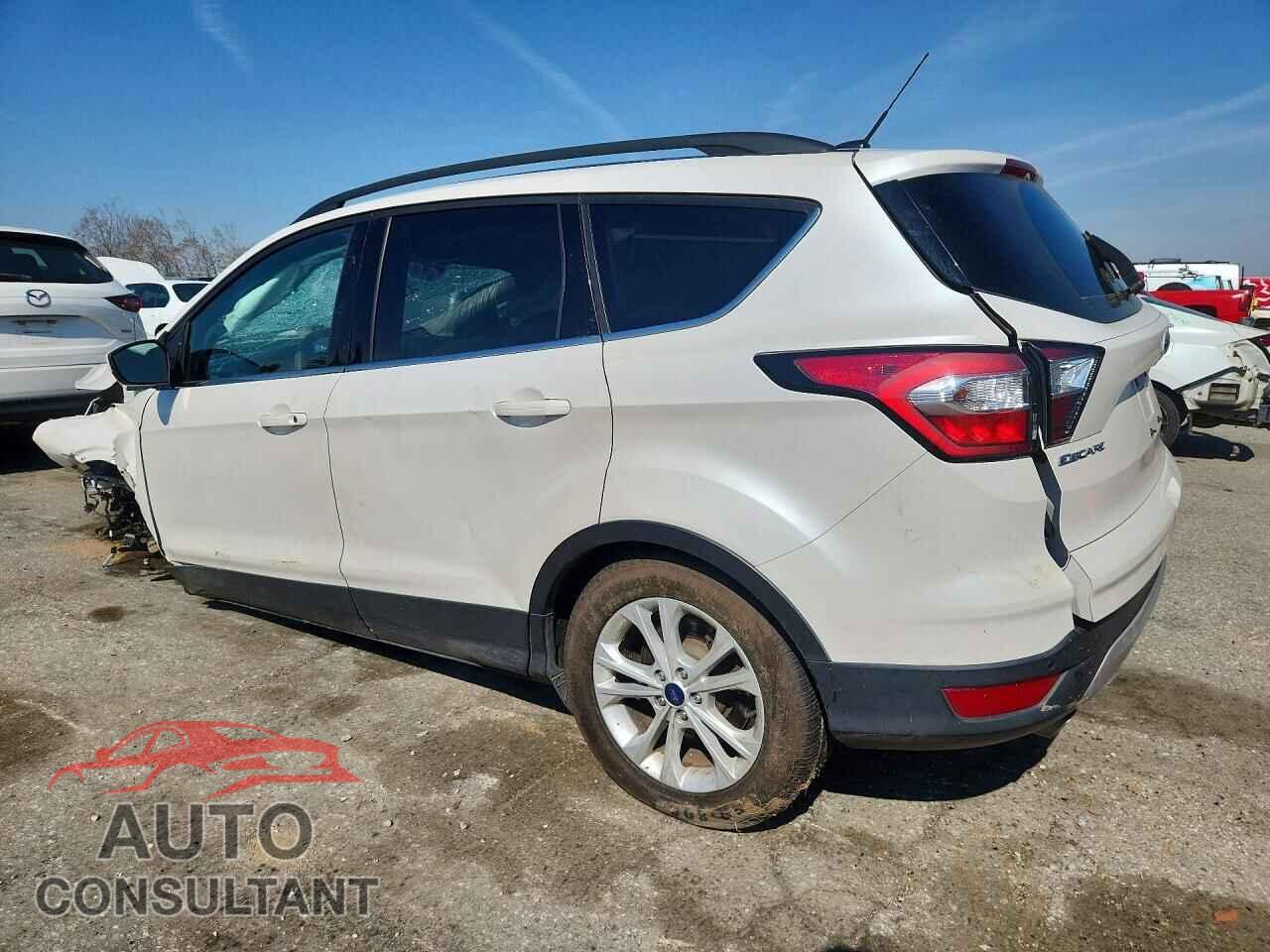 FORD ESCAPE 2017 - 1FMCU0GD8HUC51343