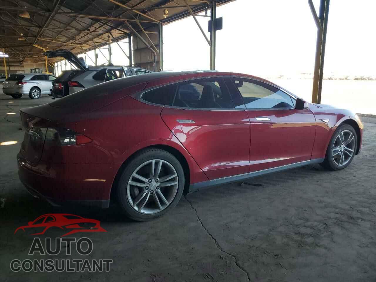 TESLA MODEL S 2013 - 5YJSA1DN5DFP17499