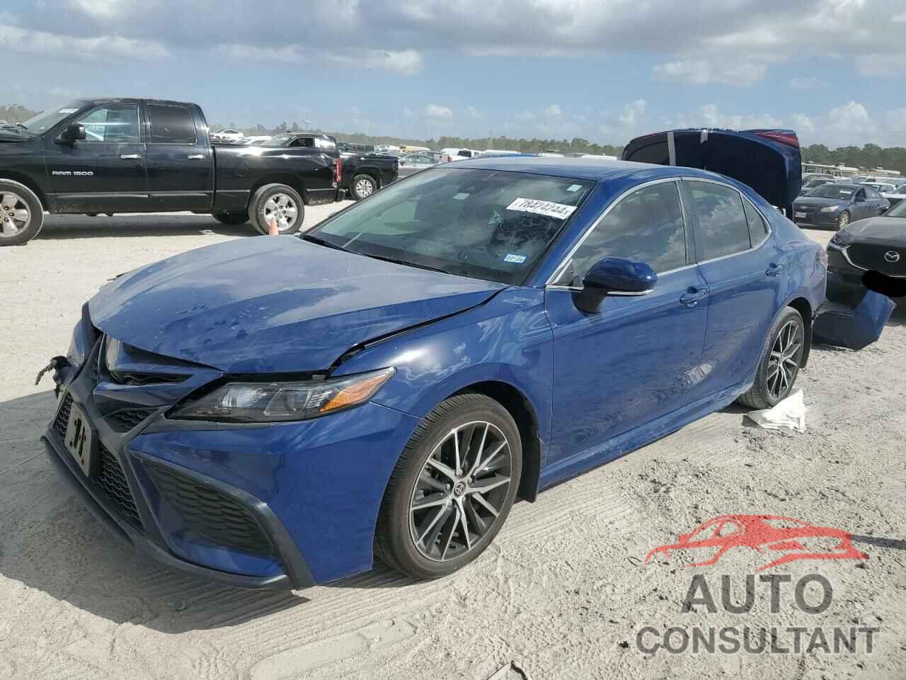 TOYOTA CAMRY 2024 - 4T1T11AK7RU234976