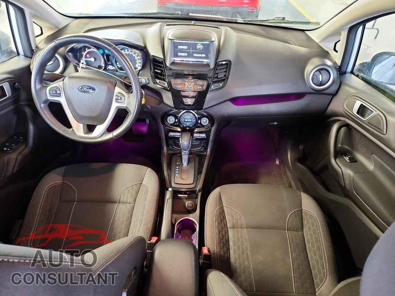 FORD FIESTA 2014 - 3FADP4EJ3EM176864