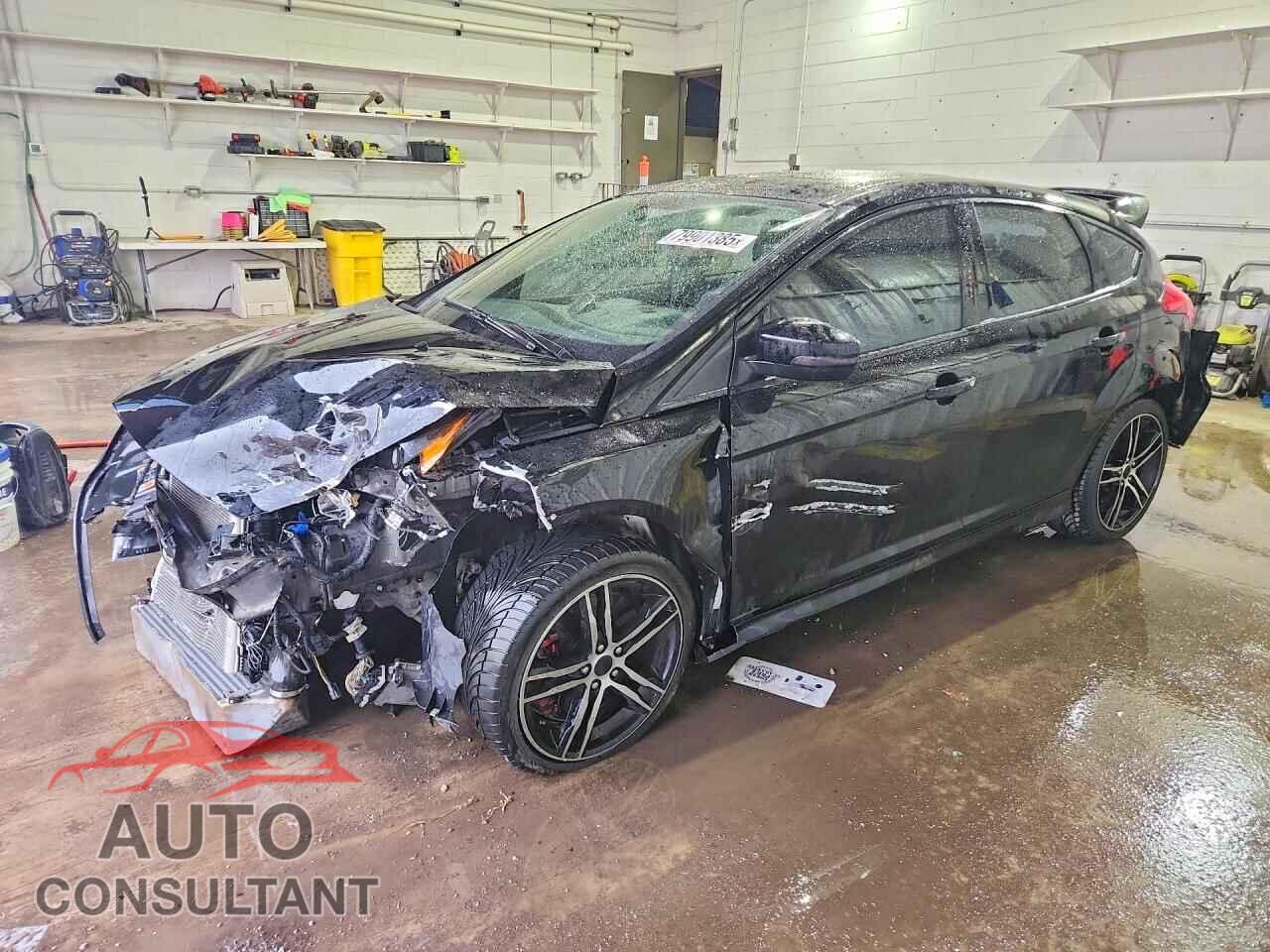 FORD FOCUS 2018 - 1FADP3L98JL243473