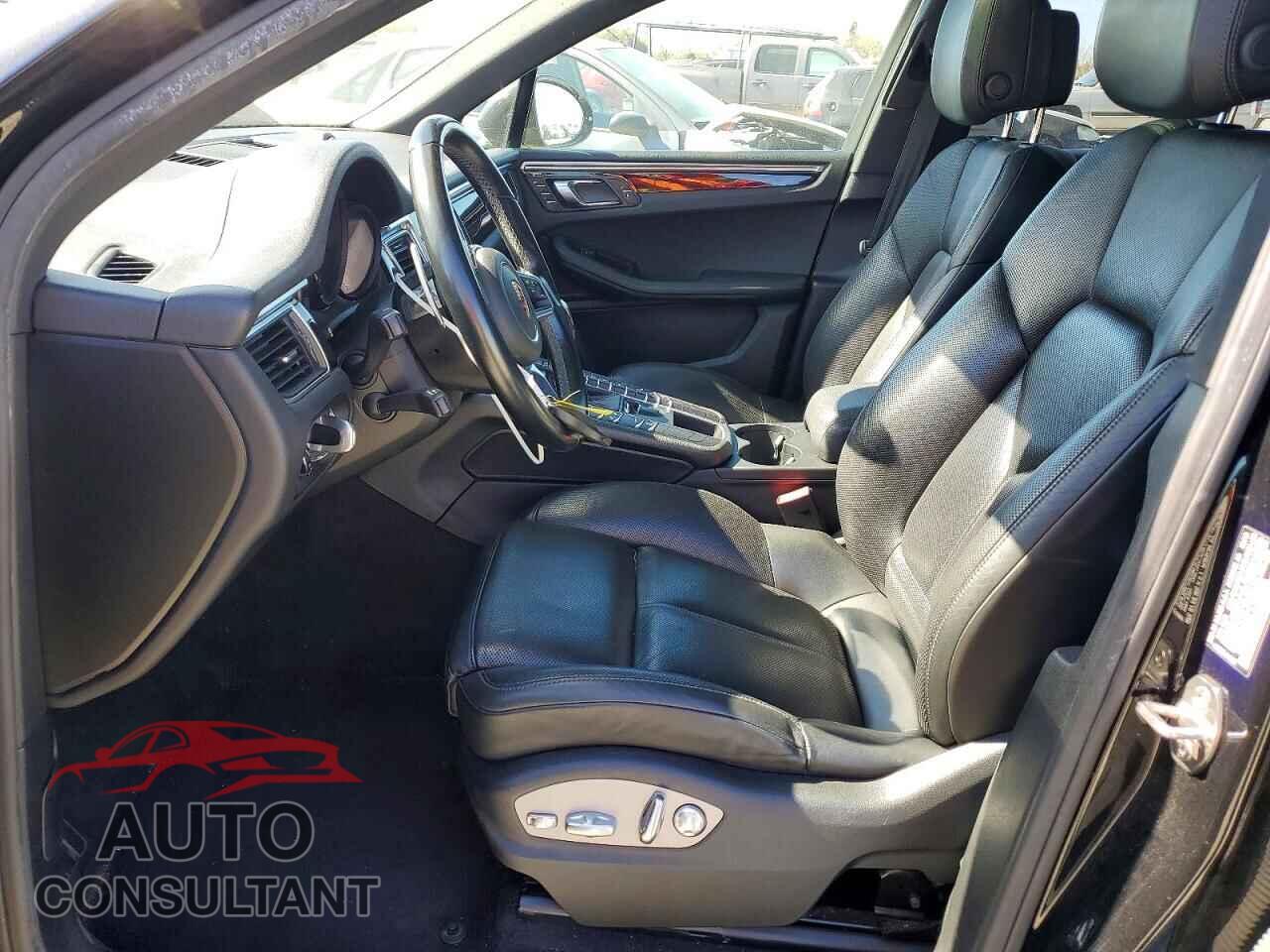 PORSCHE MACAN 2018 - WP1AA2A51JLB08598