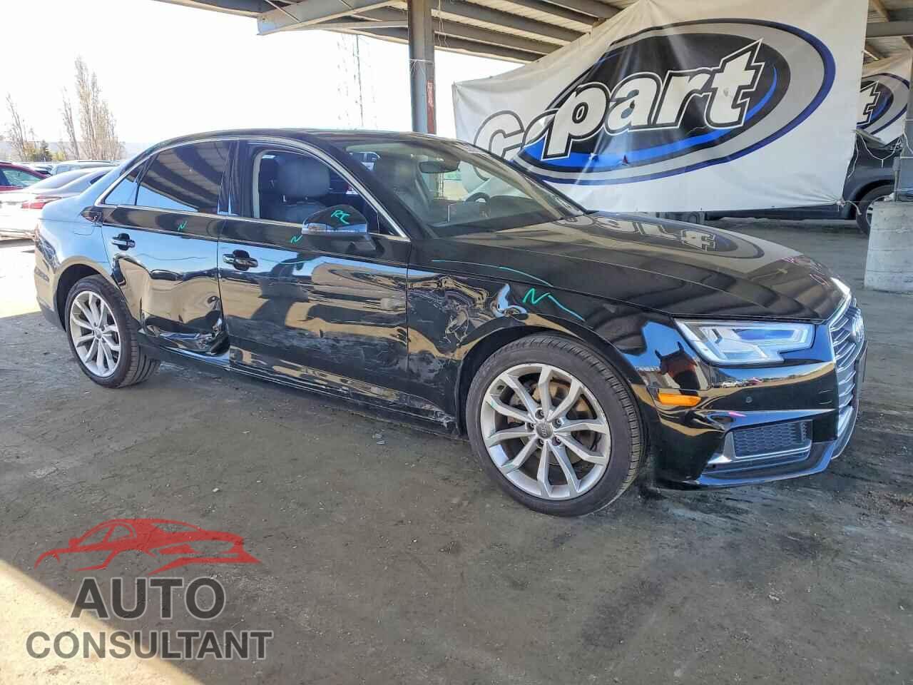 AUDI A4 2019 - WAUHMAF47KN005352