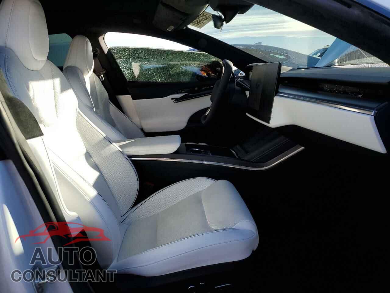 TESLA MODEL S 2022 - 5YJSA1E60NF461801