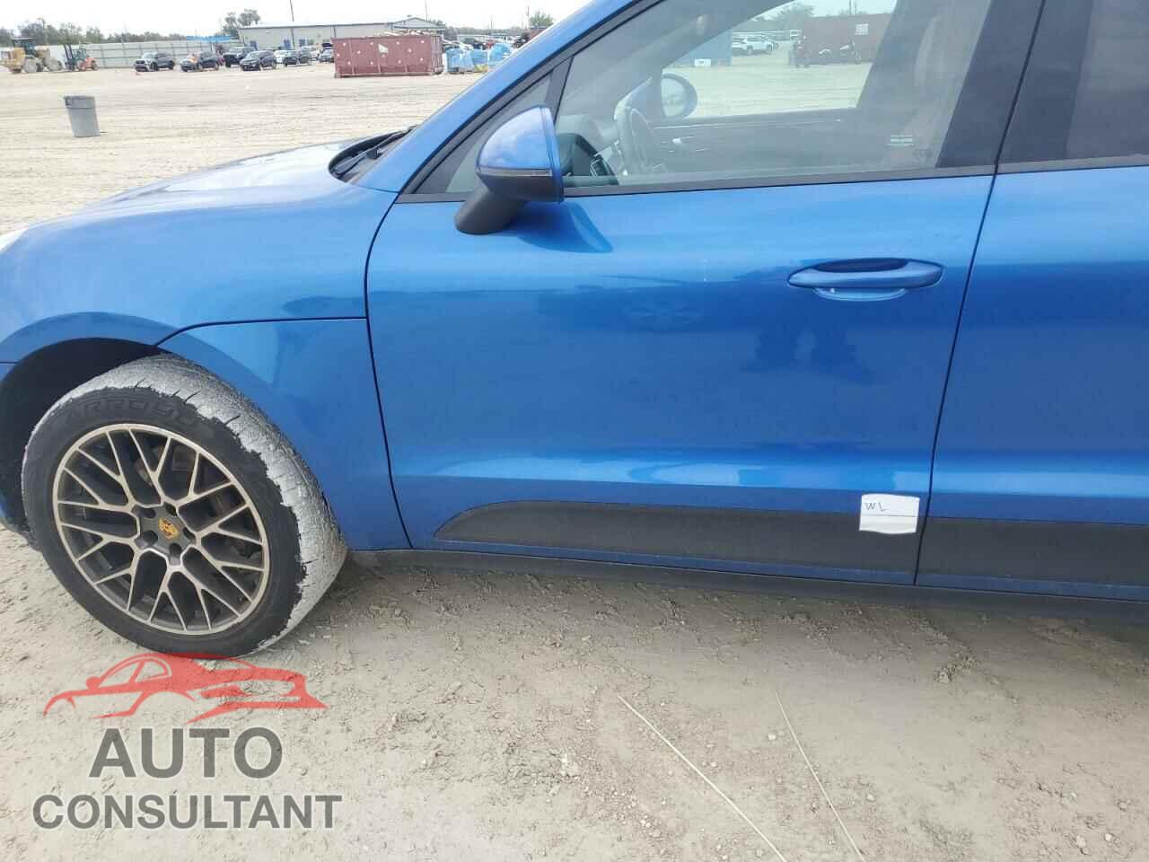 PORSCHE MACAN 2018 - WP1AA2A58JLB11112