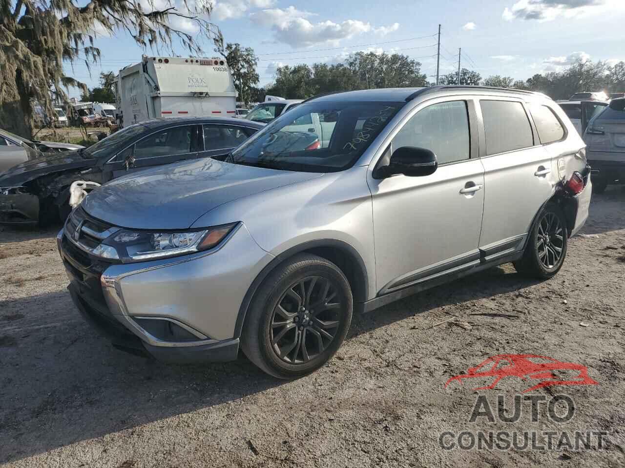 MITSUBISHI OUTLANDER 2018 - JA4AD3A34JZ044822