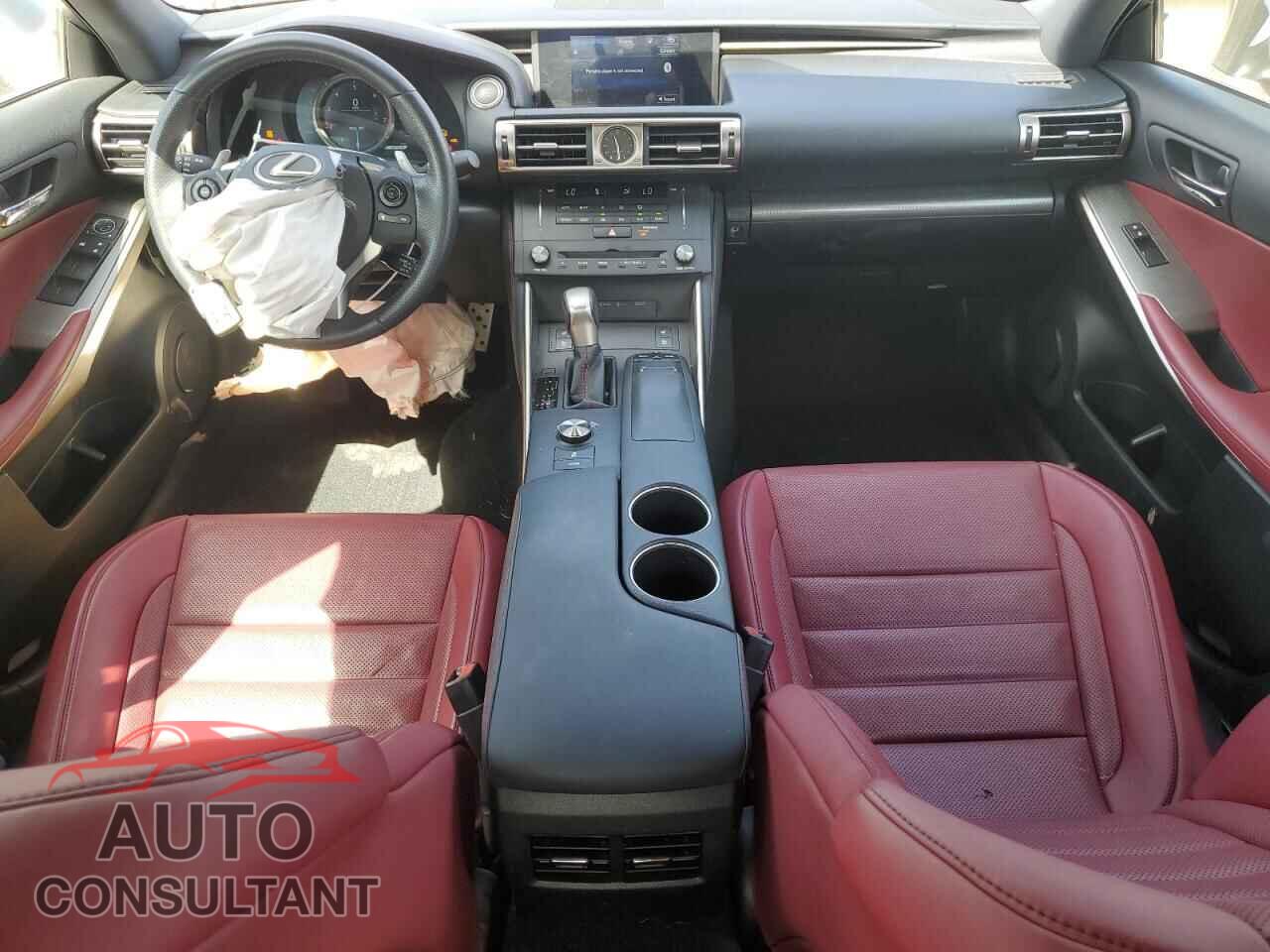 LEXUS IS 2015 - JTHCE1D24F5006507