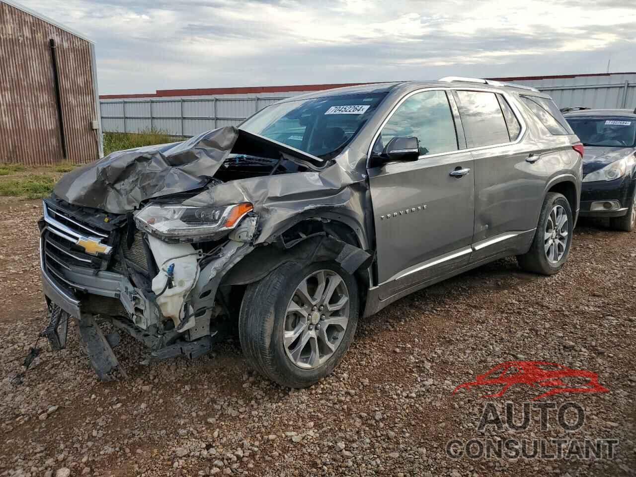 CHEVROLET TRAVERSE 2019 - 1GNEVKKW1KJ171624
