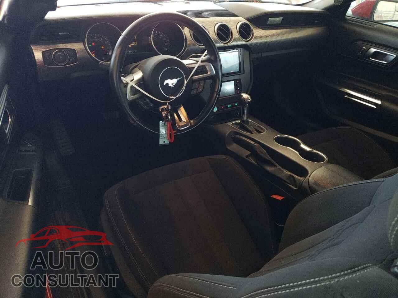 FORD MUSTANG 2019 - 1FA6P8CF5K5188014