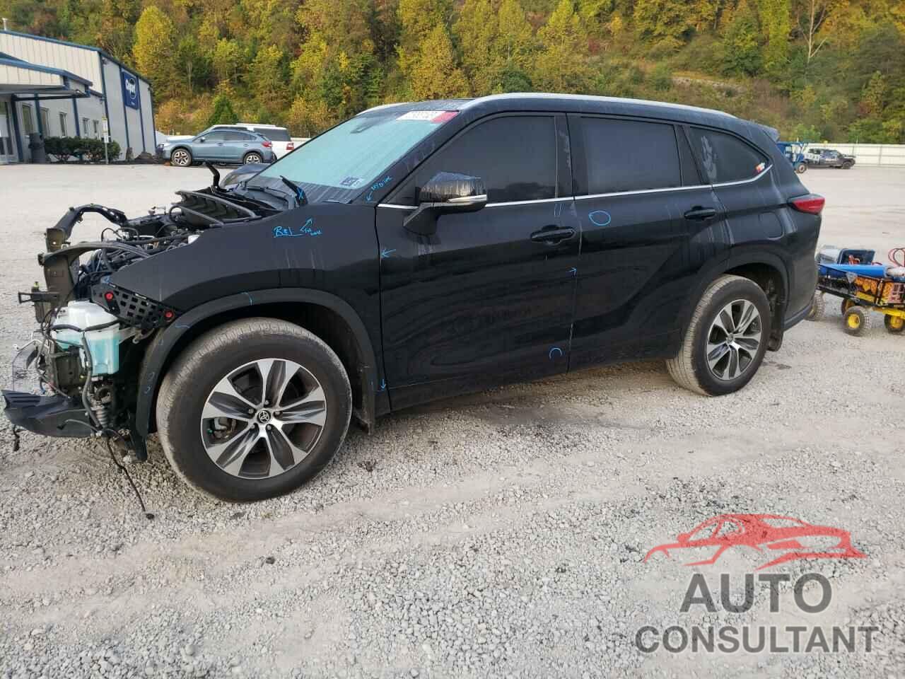 TOYOTA HIGHLANDER 2022 - 5TDGZRBH0NS226412