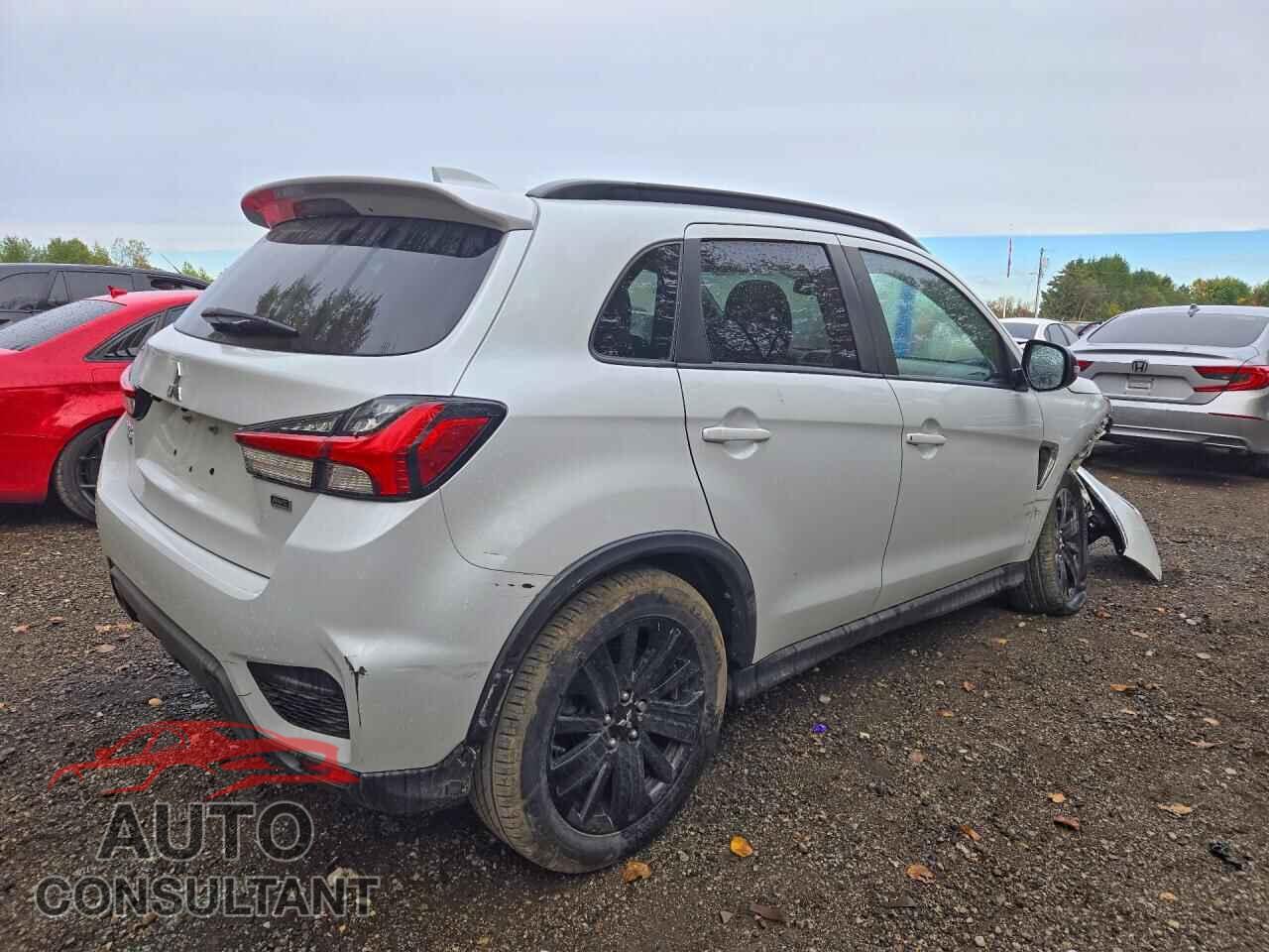 MITSUBISHI OUTLANDER 2023 - JA4AJVAW0PU603268