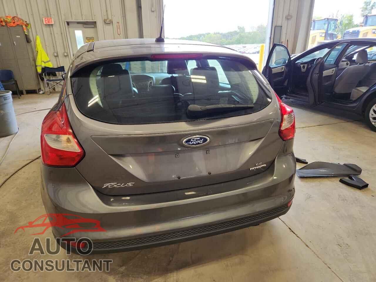 FORD FOCUS 2014 - 1FADP3K24EL153831