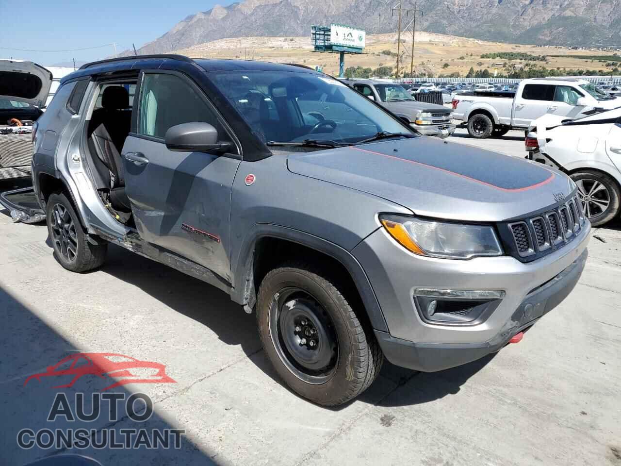 JEEP COMPASS 2020 - 3C4NJDDB2LT184435