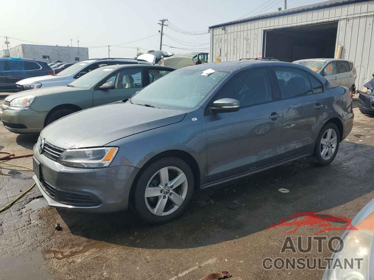VOLKSWAGEN JETTA 2012 - 3VWLL7AJ4CM397926