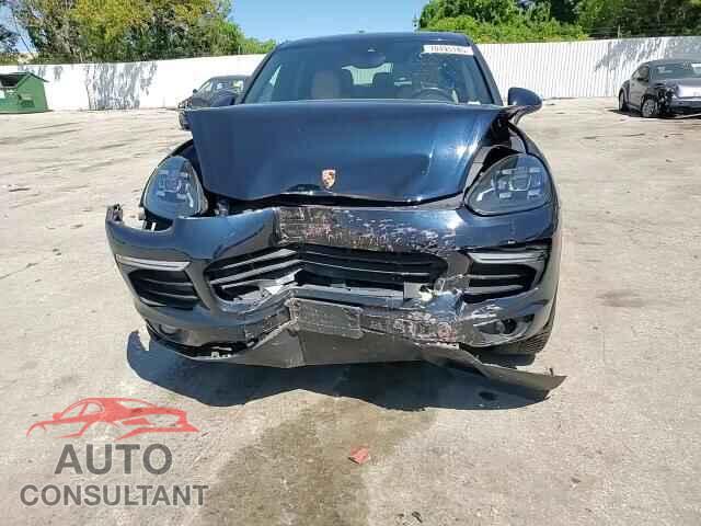 PORSCHE CAYENNE 2016 - WP1AA2A22GKA36847