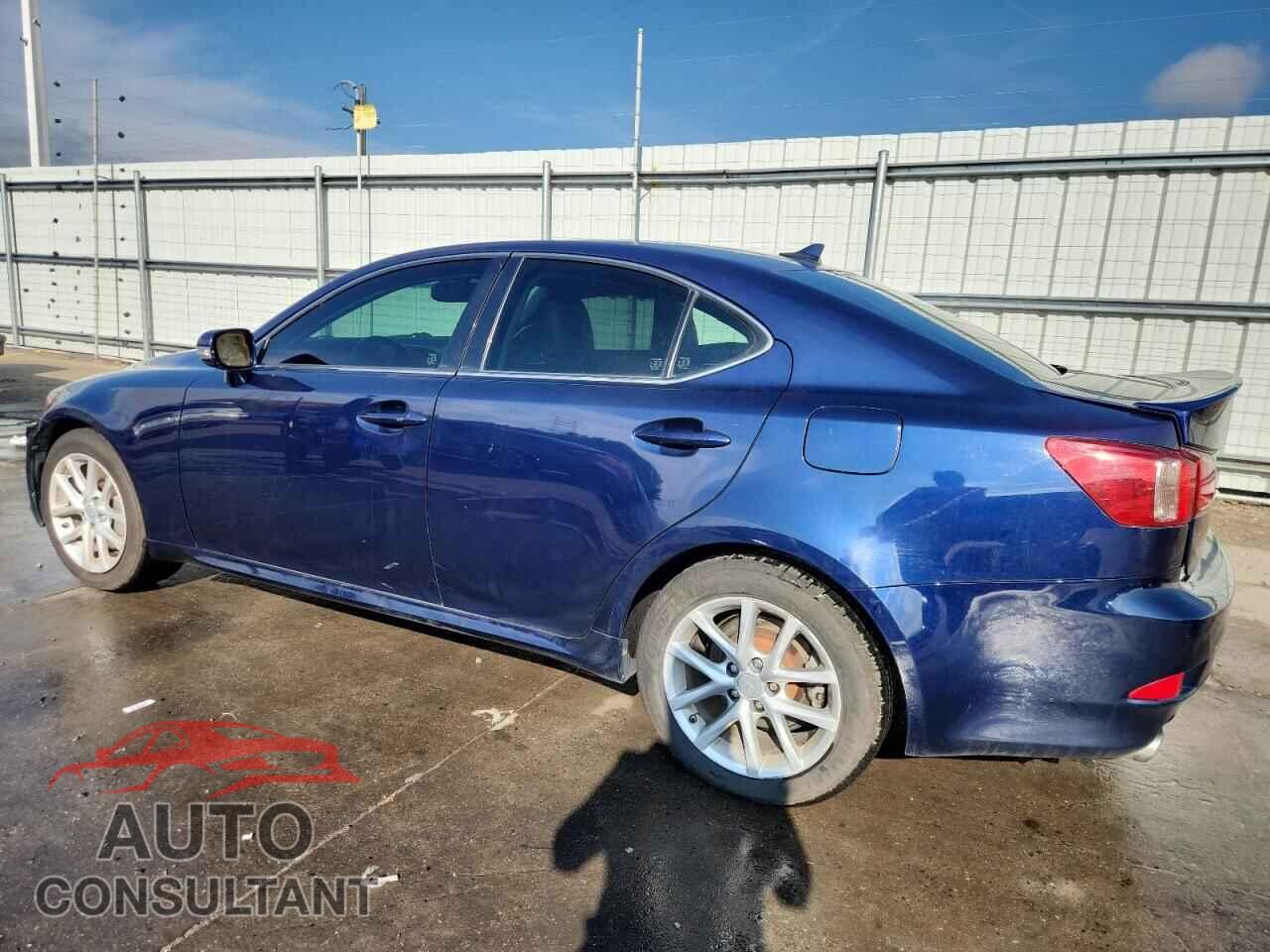 LEXUS IS 2011 - JTHCE5C20B5001467