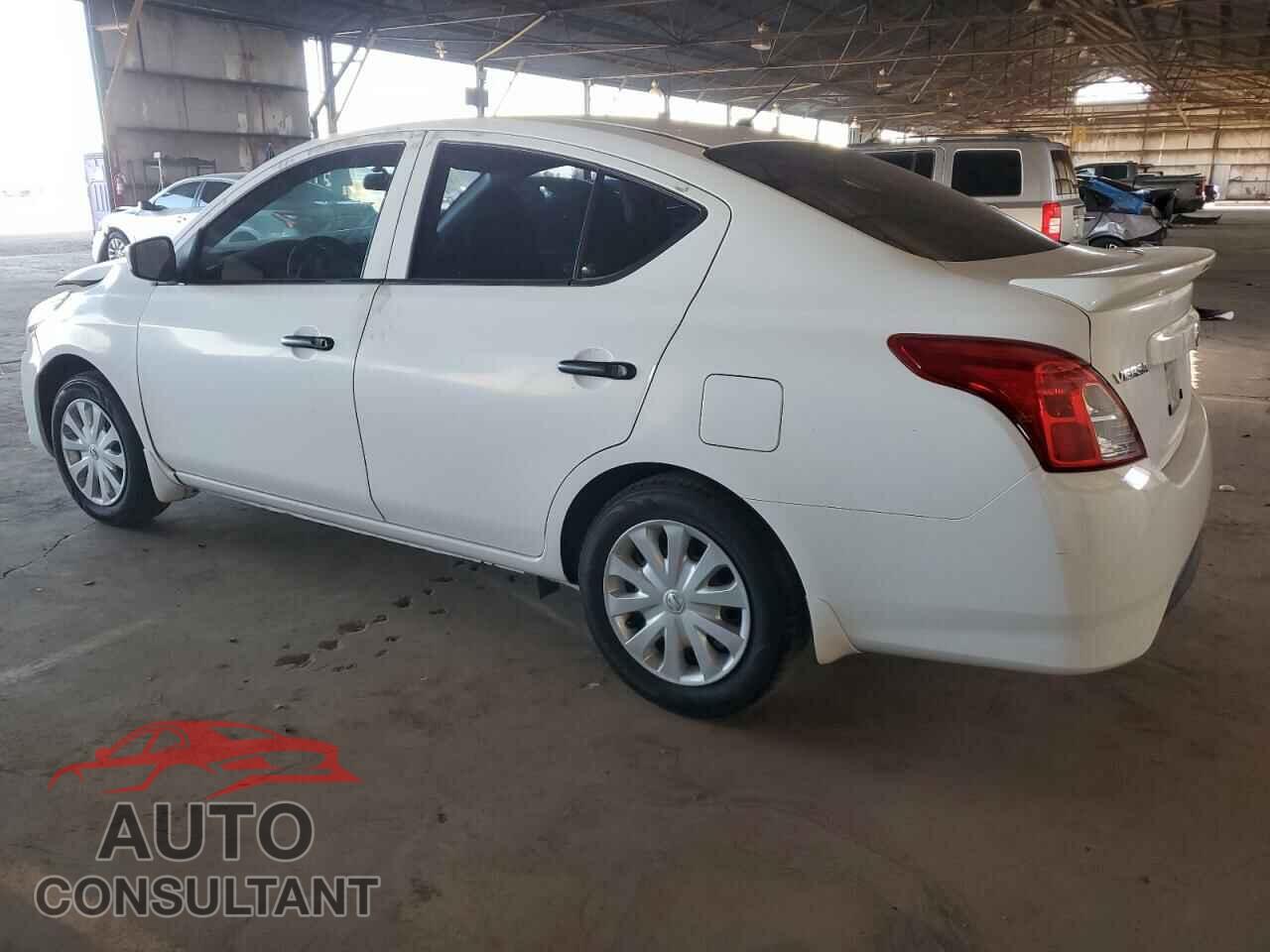 NISSAN VERSA 2017 - 3N1CN7AP3HL814244