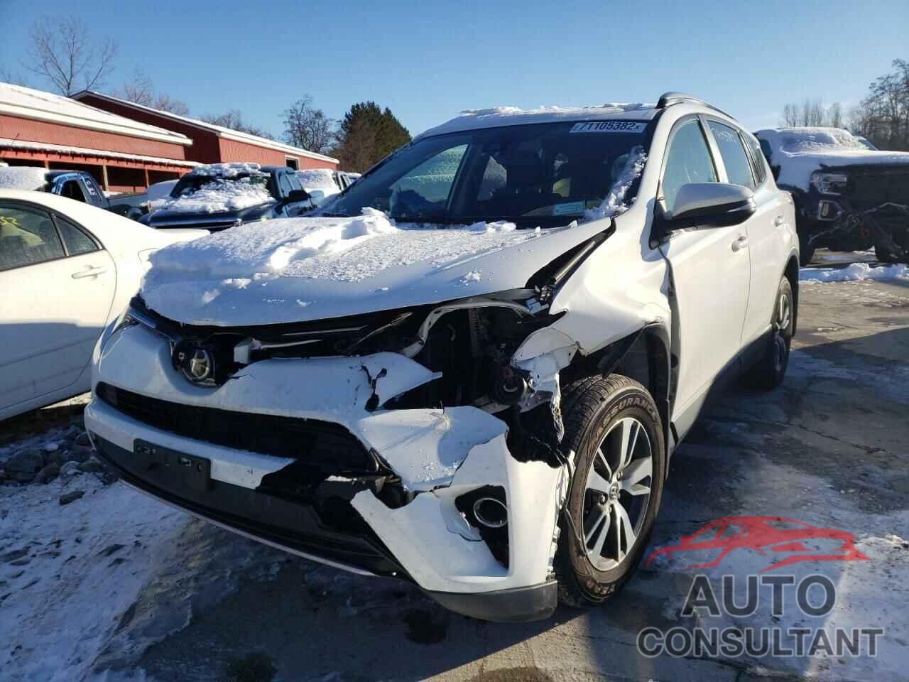 TOYOTA RAV4 2018 - JTMRFREV5JJ735521