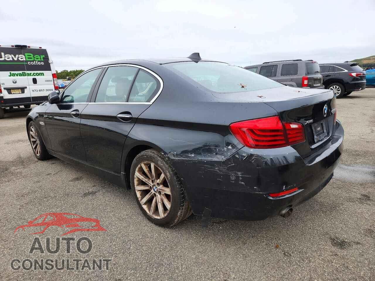 BMW 5 SERIES 2015 - WBA5B3C56FD546440