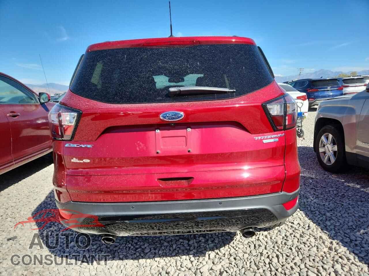 FORD ESCAPE 2017 - 1FMCU9JD8HUE61759