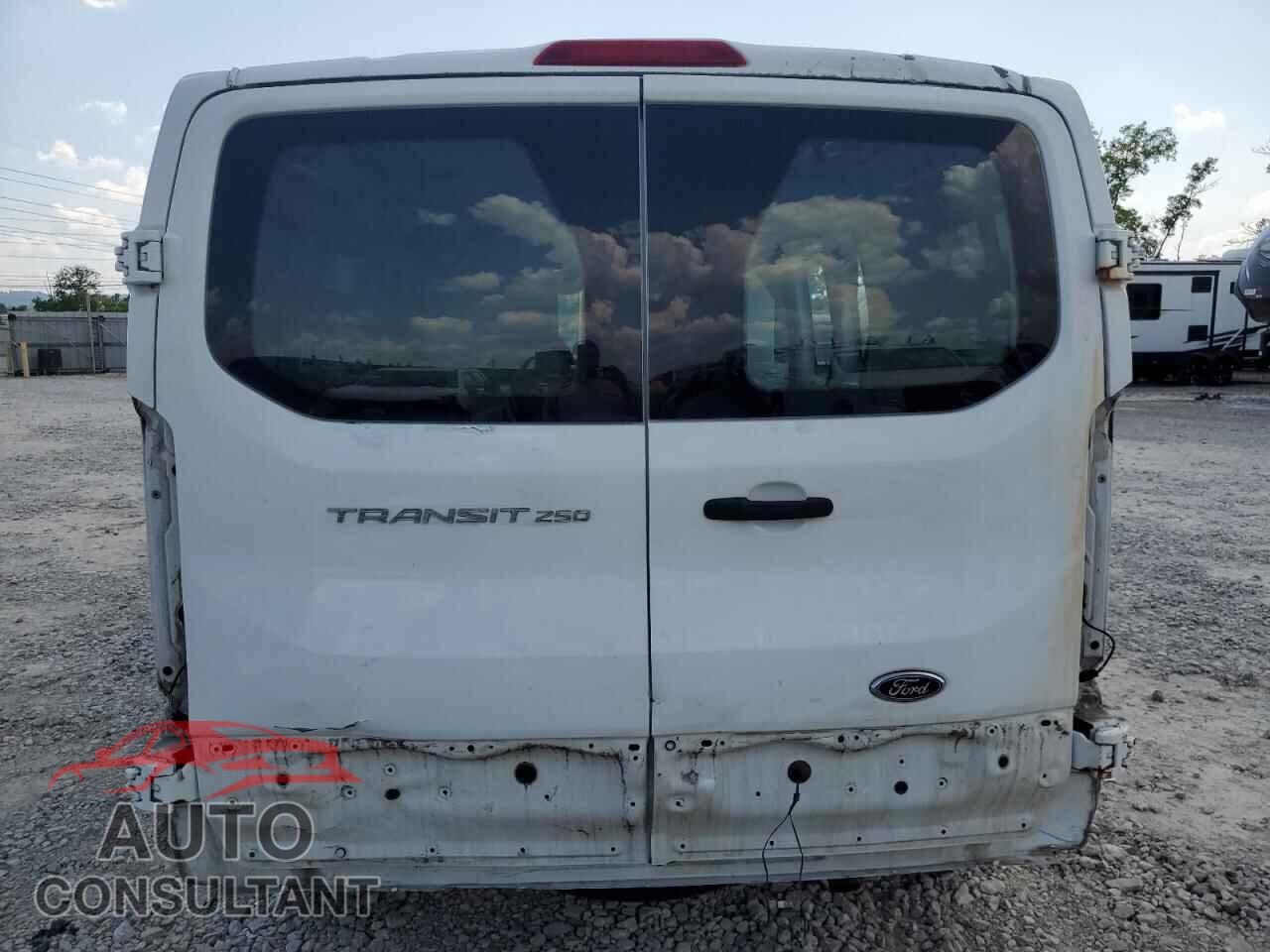 FORD TRANSIT 2015 - 1FTNR1ZM2FKB03361