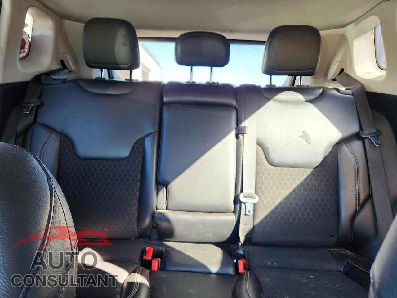 JEEP COMPASS 2020 - 3C4NJDBB7LT204567